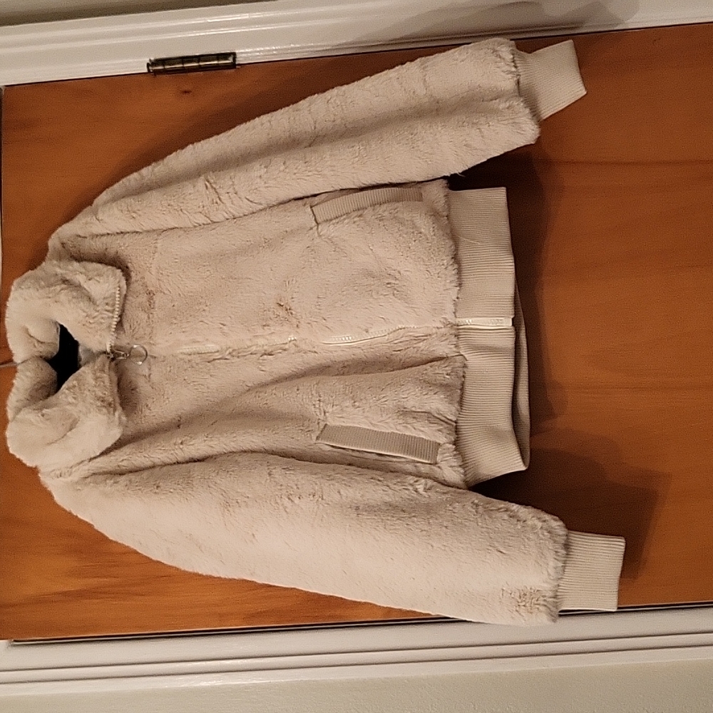 Girls Ivory Faux Fur Jacket With Pockets - Picture 2 of 4